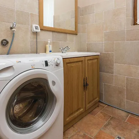 Gorgeous Home In Gorica With Kitchen Holiday home *