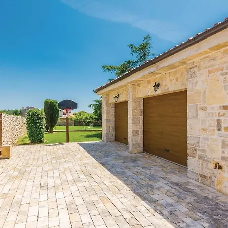 Gorgeous Home In Gorica With Kitchen Ferienhaus Gorica (Zadar)