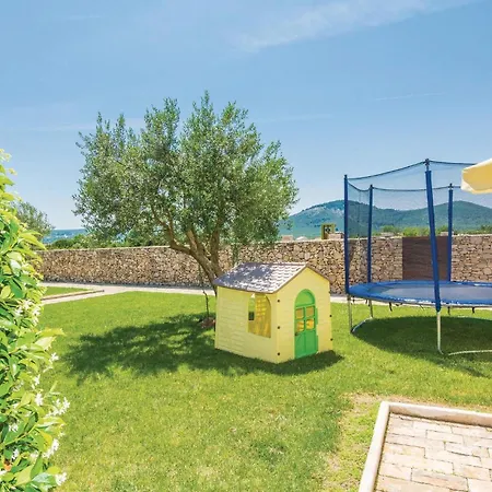 Gorgeous In With Kitchen Gorica (Zadar)